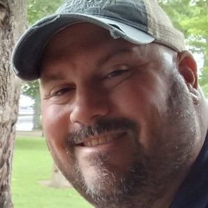 Meet your Posher, Adam